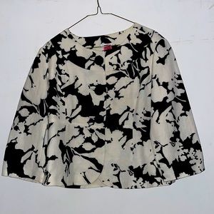 White and black blazer, short